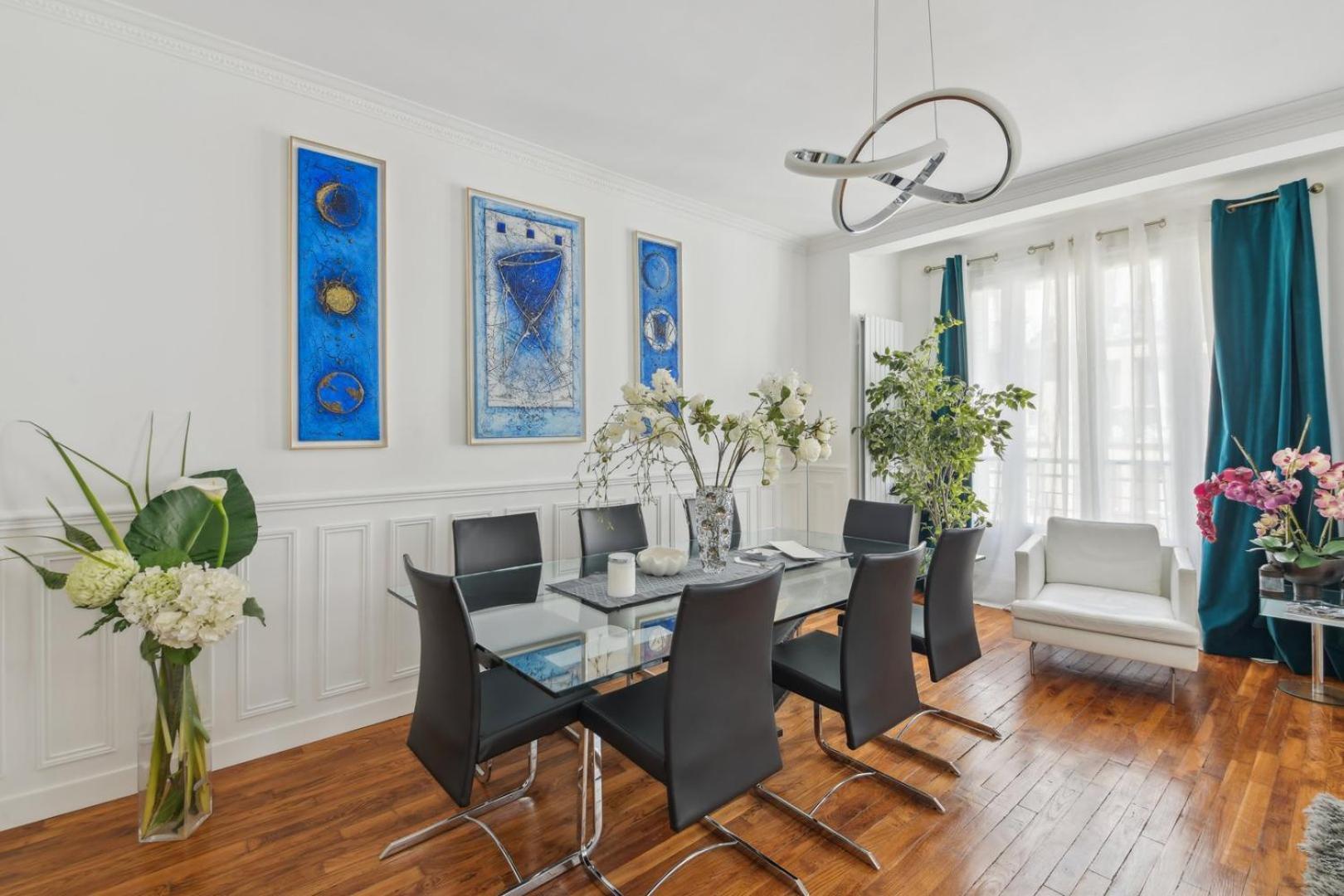 Appartement Elegance Parisienne Pres Des Champs-elysees